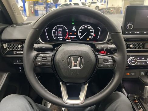 Used 2023 Honda Civic EX-L image 6