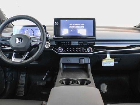 New 2026 Honda Prologue Touring image 13