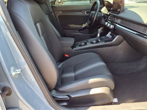 Used 2024 Honda Civic Sport image 11