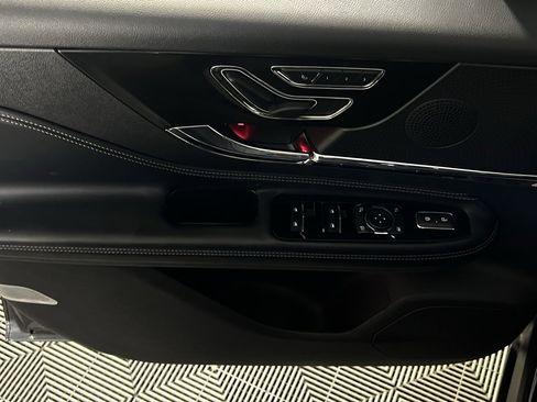 Used 2024 Lincoln Corsair Reserve w/ Equipment Group 201A image 24