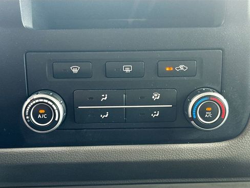 Used 2017 Nissan NV 3500 SV w/ SV Technology Package image 16