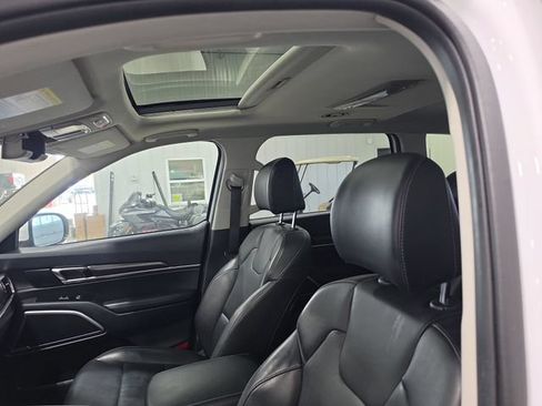 Used 2025 Kia Telluride S AWD/4WD image 17