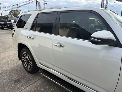 Used 2021 Toyota 4Runner Limited image 9
