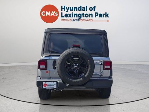 Used 2020 Jeep Wrangler Unlimited Sport S AWD/4WD image 4