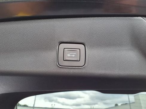 New 2026 Chevrolet TrailBlazer LT w/ Convenience Package FWD image 6