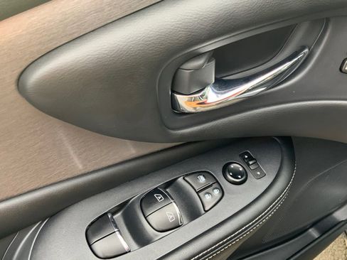 Used 2024 Nissan Murano SL image 21