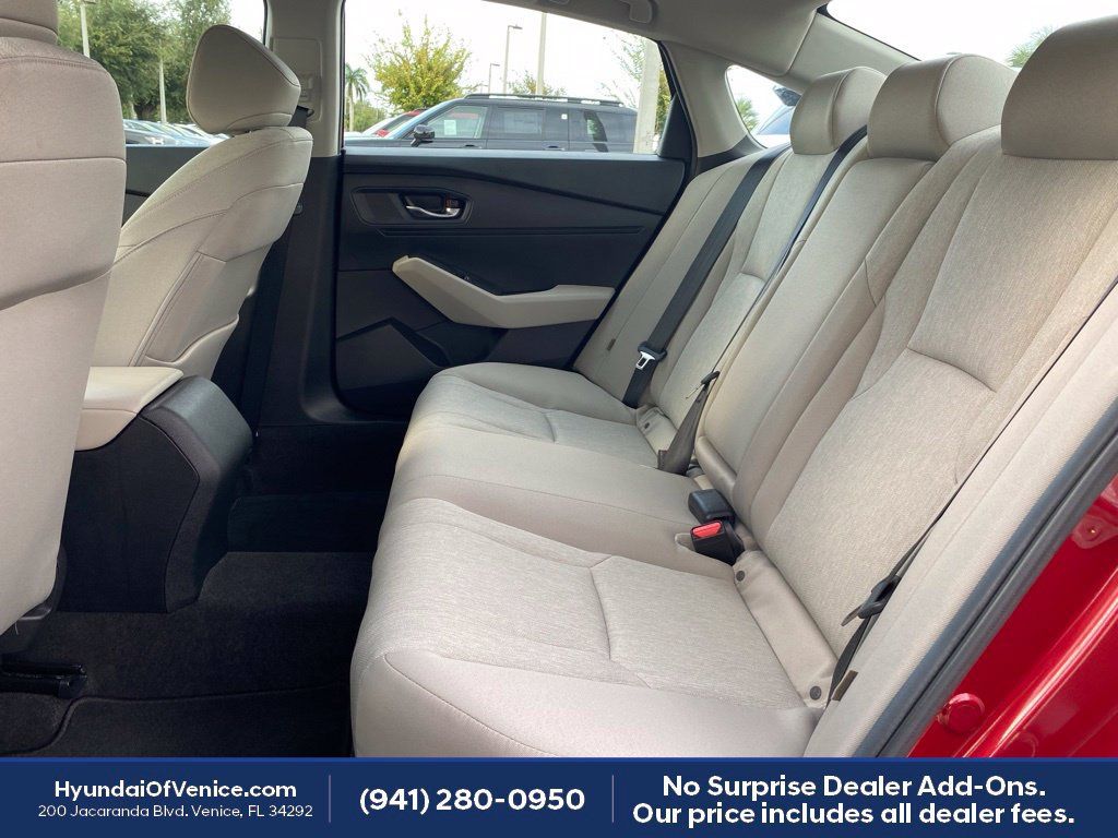 Used 2024 Honda Accord EX image 18