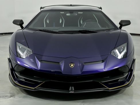 Used 2019 Lamborghini Aventador SVJ image 6