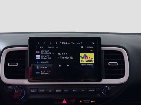 Certified 2025 Hyundai Venue Limited image 15