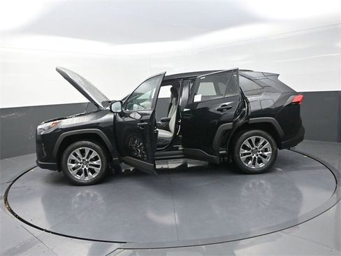 New 2025 Toyota RAV4 XLE Premium image 38