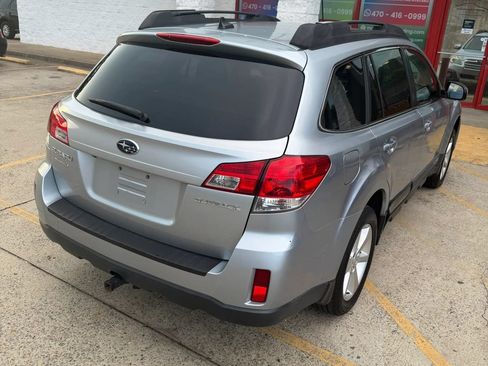Used 2013 Subaru Outback 2.5i Limited AWD/4WD image 5