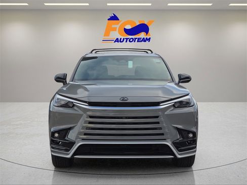 New 2026 Lexus TX 500h AWD image 8