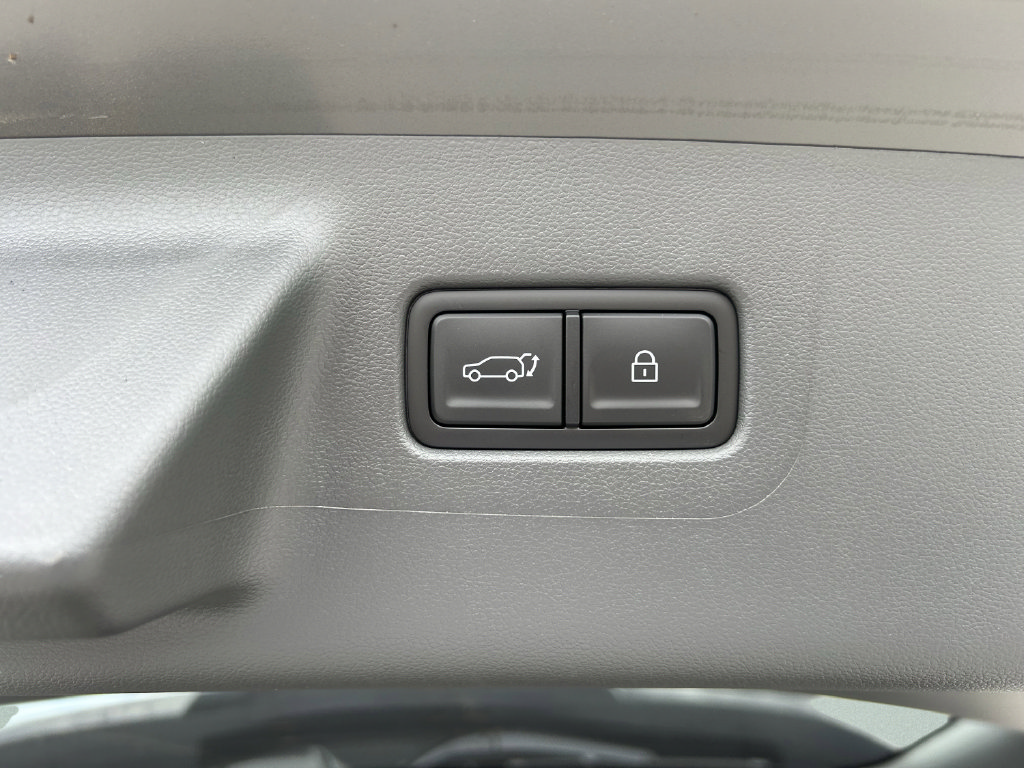 New 2026 Hyundai Santa Fe SE FWD image 5