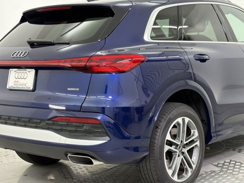 Certified 2025 Audi Q5 Premium w/ Convenience Package AWD/4WD image 22