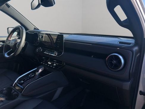 Used 2023 Chevrolet Colorado Z71 w/ Z71 Convenience Package 2 image 28