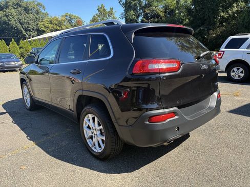 Used 2015 Jeep Cherokee Latitude FWD image 3