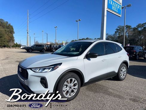 New 2025 Ford Escape Active w/ Cold Weather Package image 2