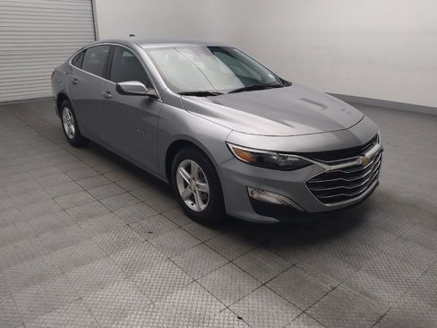 Used 2025 Chevrolet Malibu LS FWD image 13