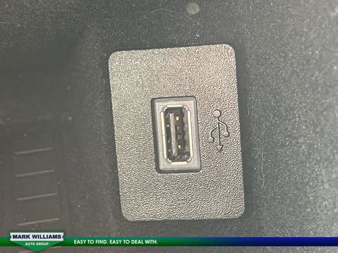 Used 2020 Lincoln Nautilus Reserve image 25