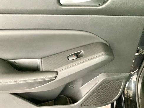 Used 2022 Nissan Altima 2.5 SV FWD image 17
