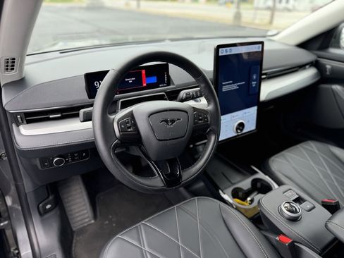 New 2023 Ford Mustang Mach-E Select image 6