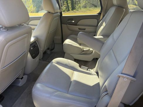 Used 2011 Chevrolet Tahoe LTZ image 5