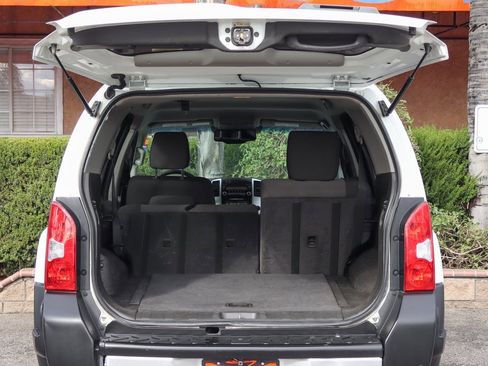Used 2015 Nissan Xterra X image 8