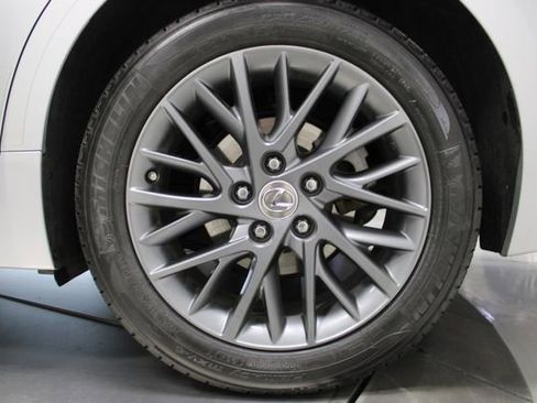 Used 2018 Lexus ES 350 w/ Premier Package FWD image 28