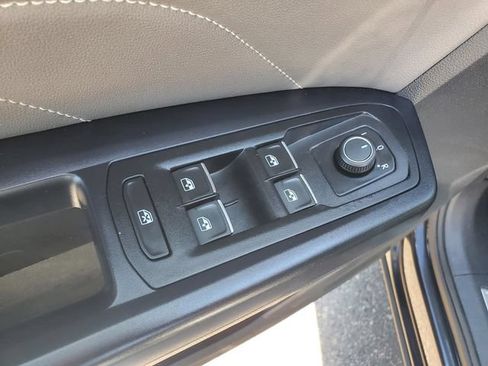 Used 2021 Volkswagen Atlas Cross Sport SEL AWD/4WD image 12