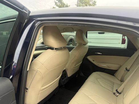 Used 2021 Toyota Avalon XLE FWD image 12