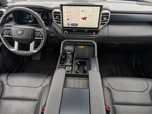 Used 2024 Toyota Tundra Platinum AWD/4WD image 9
