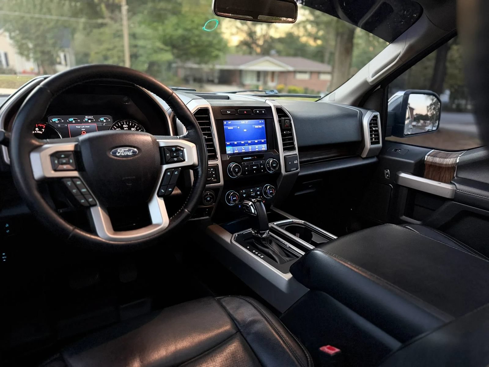 Used 2020 Ford F150 Lariat AWD/4WD image 11