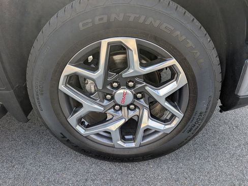 Used 2024 GMC Sierra 1500 SLT w/ SLT Premium Plus Package AWD/4WD image 12