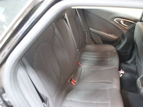 Used 2015 Chrysler 200 LX FWD image 11