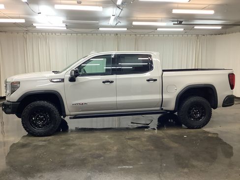 New 2026 GMC Sierra 1500 AT4X w/ AT4X AEV Edition image 9