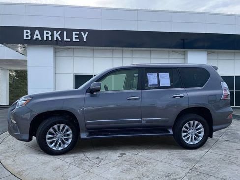 Used 2016 Lexus GX 460 w/ Premium Package AWD/4WD image 6
