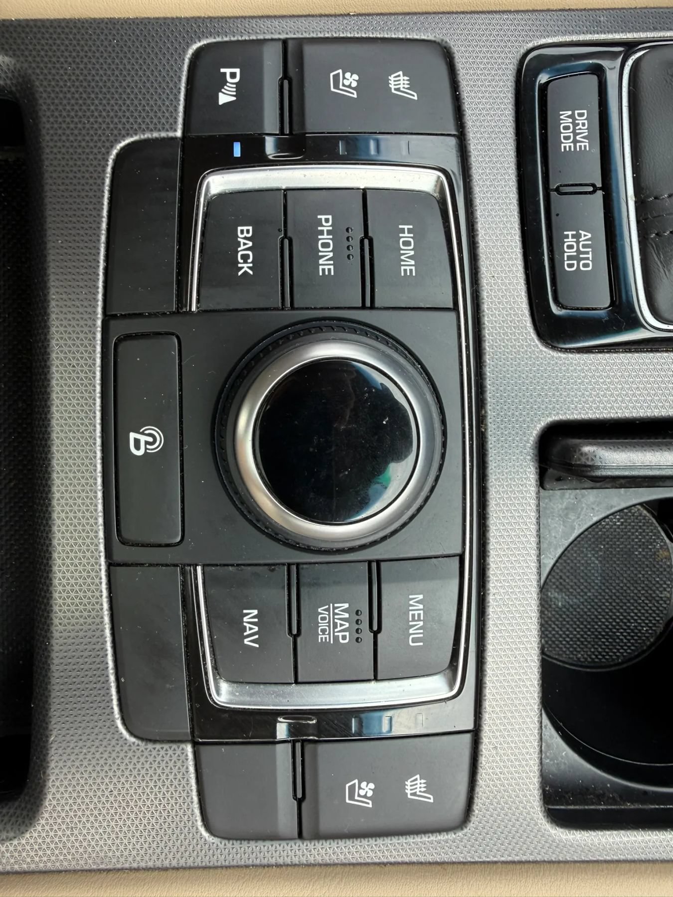 Used 2015 Hyundai Genesis 3.8 w/ Option Group 04 RWD image 20