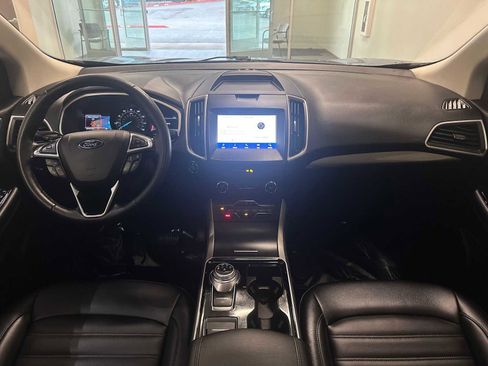 Used 2020 Ford Edge SEL w/ Convenience Package image 12
