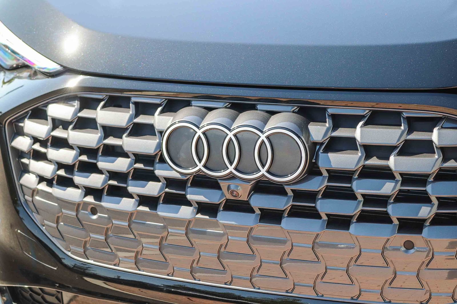 Certified 2025 Audi Q5 Premium Plus w/ Premium Plus AWD/4WD image 13