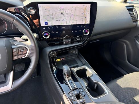 Used 2023 Lexus NX 350 AWD image 13