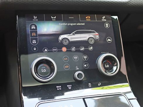 Used 2018 Land Rover Range Rover Velar R-Dynamic SE image 24