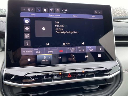 New 2026 Jeep Compass Limited image 8