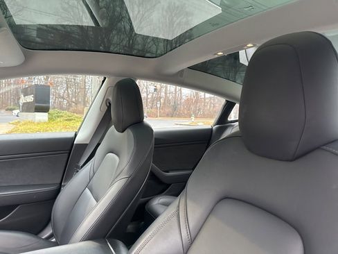 Used 2018 Tesla Model 3 Long Range image 12