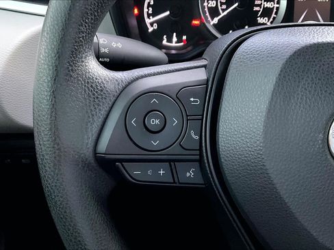 Certified 2022 Toyota Corolla LE image 24