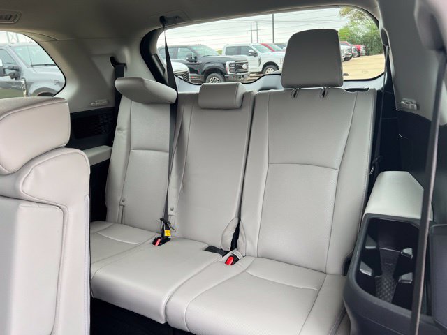 Used 2026 Toyota Grand Highlander FWD image 15