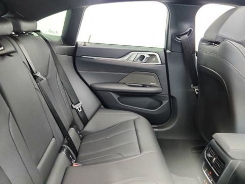Used 2025 BMW M440i image 24
