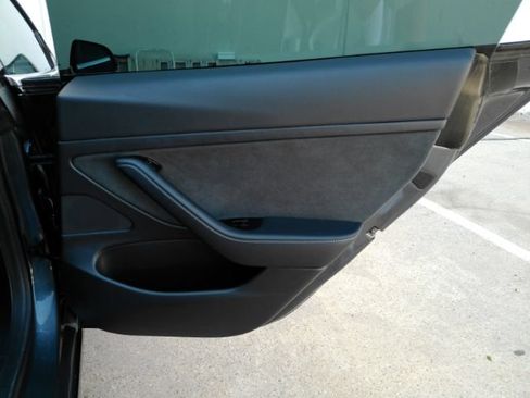 Used 2020 Tesla Model 3 Standard Range Plus RWD image 23