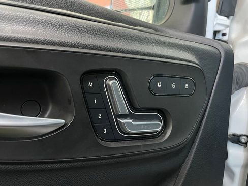 Used 2022 Mercedes-Benz Sprinter 3500 image 43