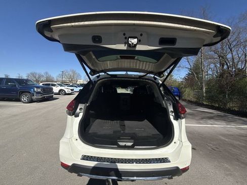 Used 2019 Nissan Rogue SL image 22