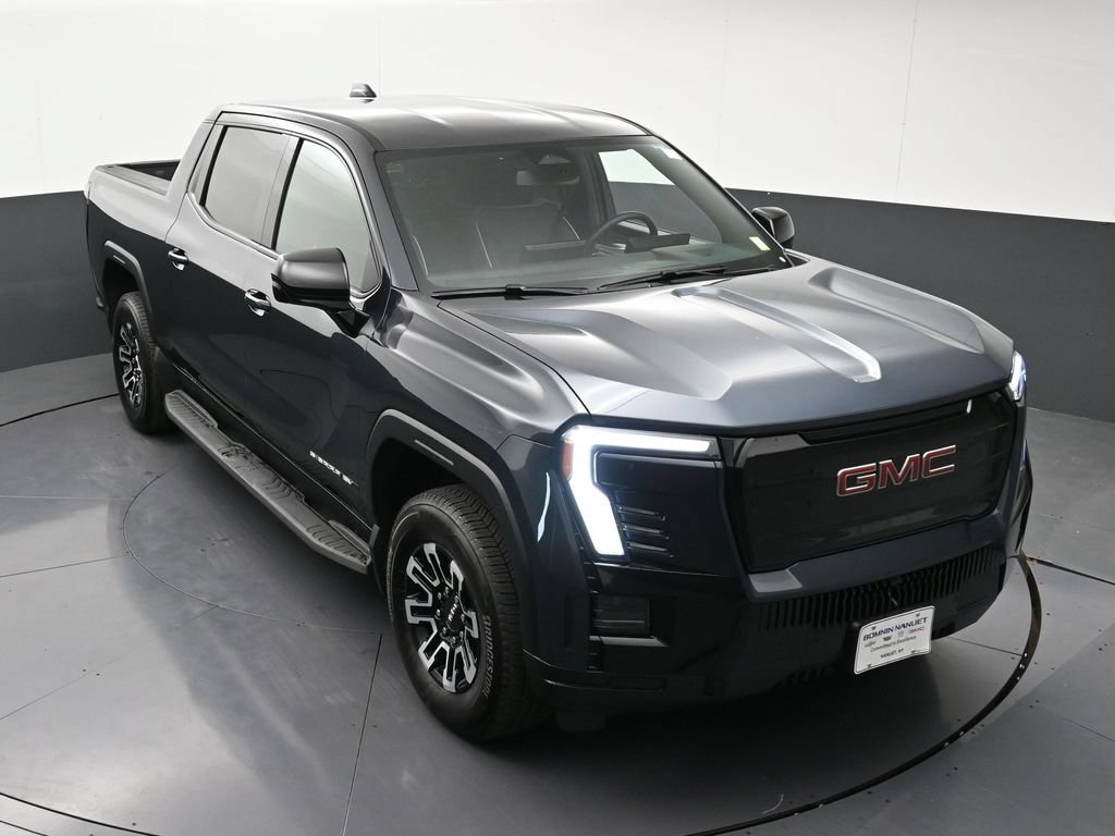 Certified 2026 GMC Sierra EV Elevation AWD/4WD image 21